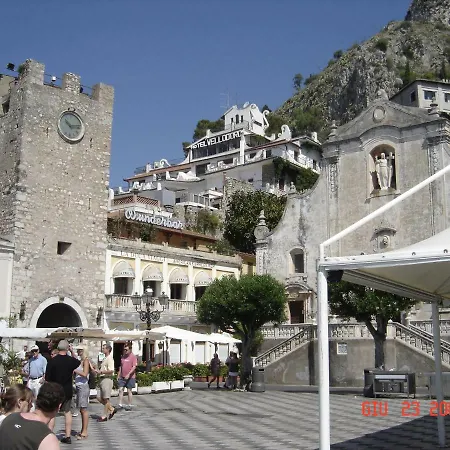 Daire Castle And Sea View1 Taormina